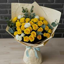 Букет цветов из:  Розы в Сельцо Ленинградская область