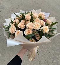 Букет Кремовые розы Латте в Сельцо Ленинградская область
