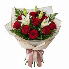 Букет цветов из:  Лилии и Розы в Сельцо Ленинградская область