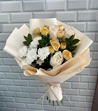 Букет цветов из:  Розы и Хризантемы в Сельцо Ленинградская область
