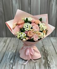 Букет цветов из:  Гвоздики, Розы и Хризантемы в Сельцо Ленинградская область