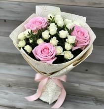 Букет цветов из:  Розы в Сельцо Ленинградская область