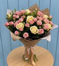 Букет цветов из:  Розы в Сельцо Ленинградская область