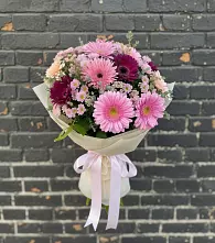 Букет цветов из:  Герберы и Хризантемы в Сельцо Ленинградская область