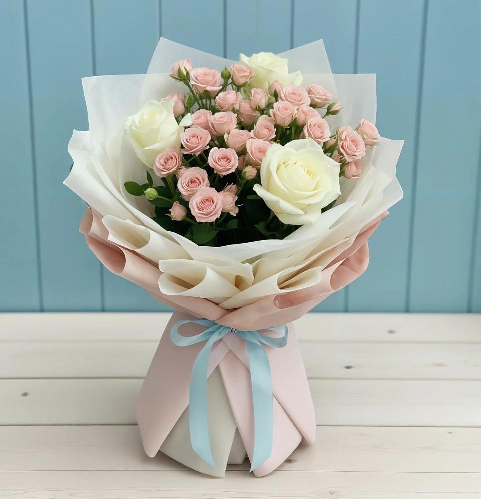 Букет цветов из: Розы в Сельцо Ленинградская область