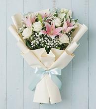 Букет цветов из:  Лилии в Сельцо Ленинградская область