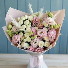 Букет цветов из:  Альстромерии и Розы в Сельцо Ленинградская область